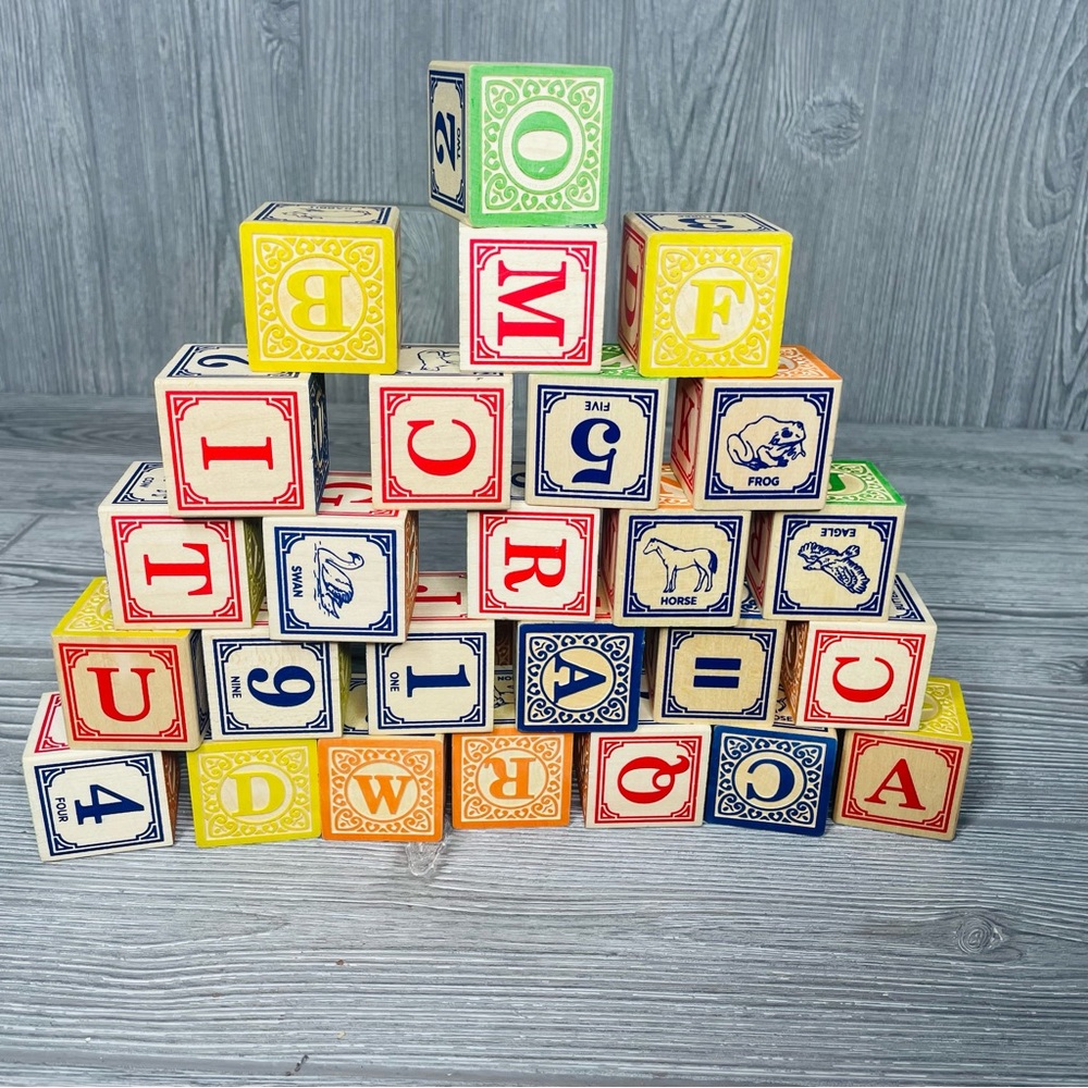 Uncle goose 3D wood carved stacking / learning alphabet animal blocks learning